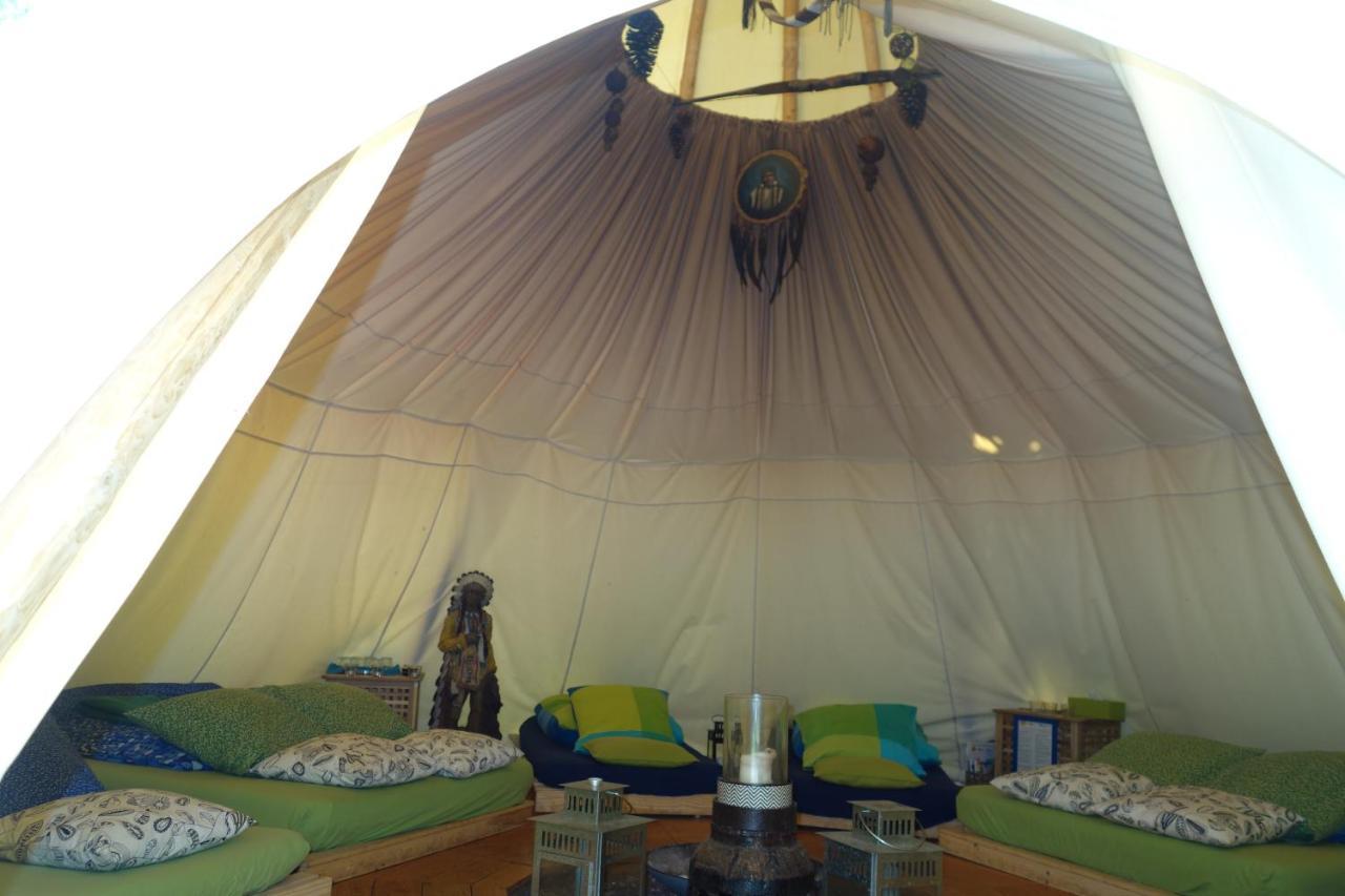 Отель Levaltipis Saint-Gatien-des-Bois Экстерьер фото