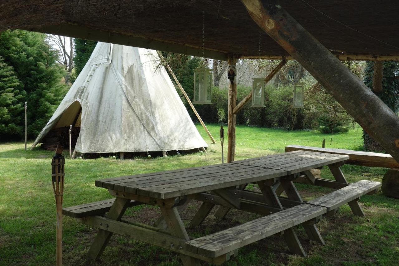 Отель Levaltipis Saint-Gatien-des-Bois Экстерьер фото