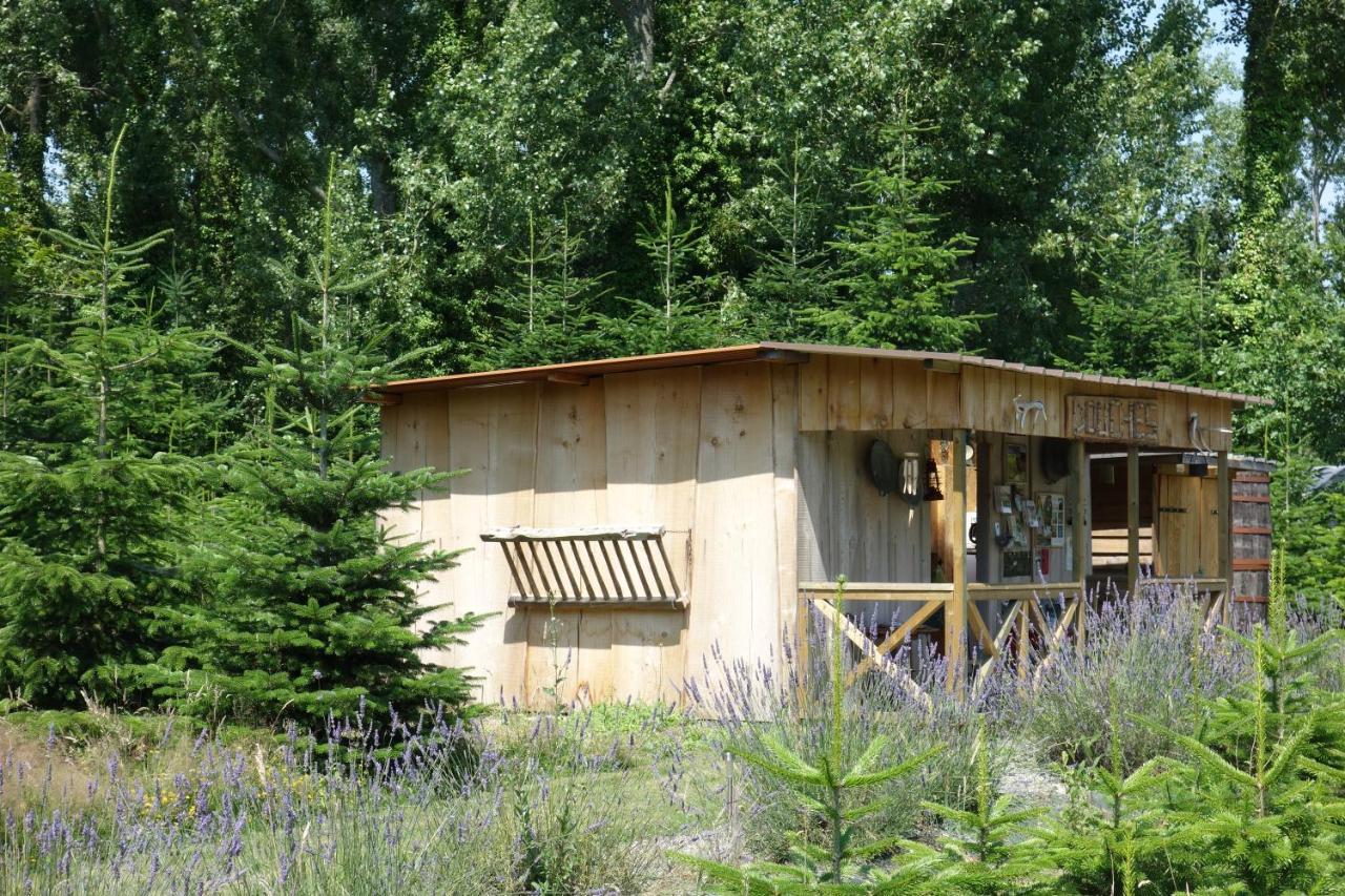 Отель Levaltipis Saint-Gatien-des-Bois Экстерьер фото
